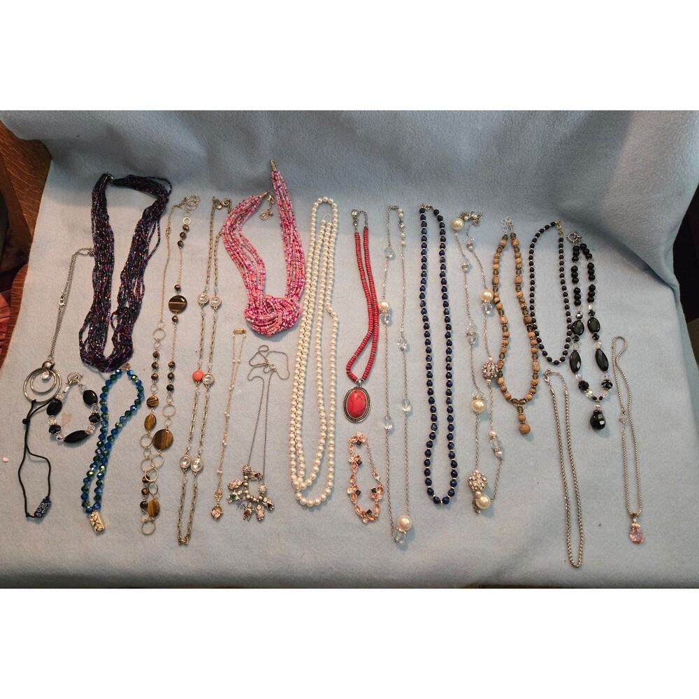Vintage Costume Jewelry Lot #39 (SG-27)